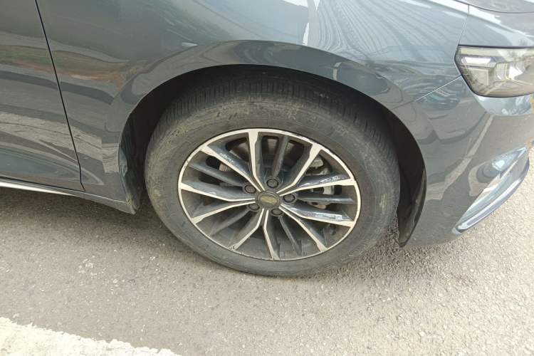 Geely Preface 2023 — 5