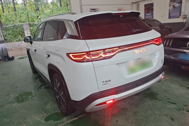 BYD Song L DM-i 2025 — фото 4