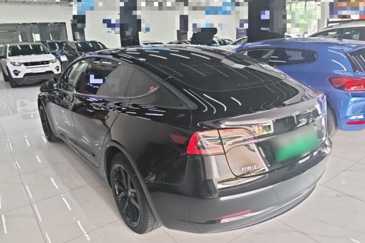 Tesla Model 3 2022 — 4
