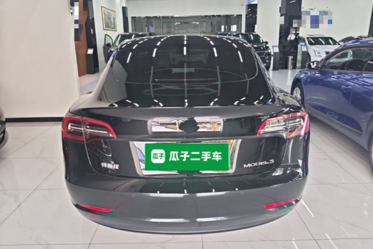 Tesla Model 3 2022 — 5