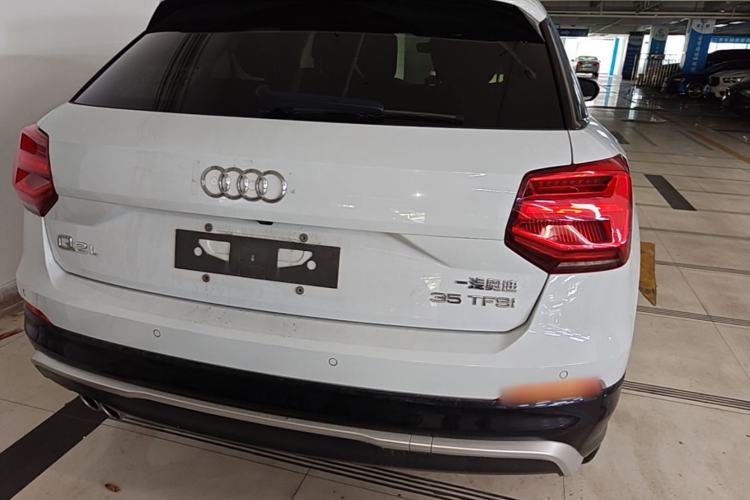 Audi Q2L 2021 — 5