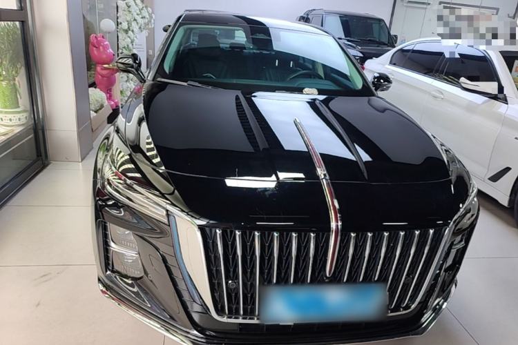 Hongqi H5 2024 — 2