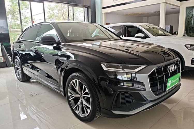 Audi Q8 2021 — 3