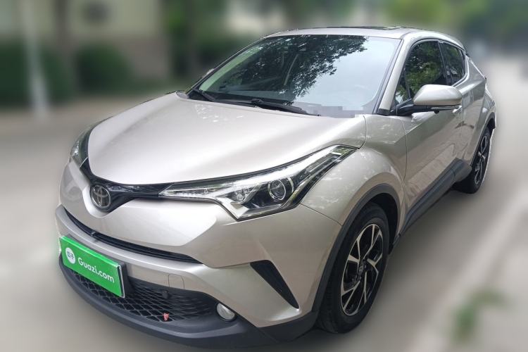 Toyota C-HR 2020 — фото 1