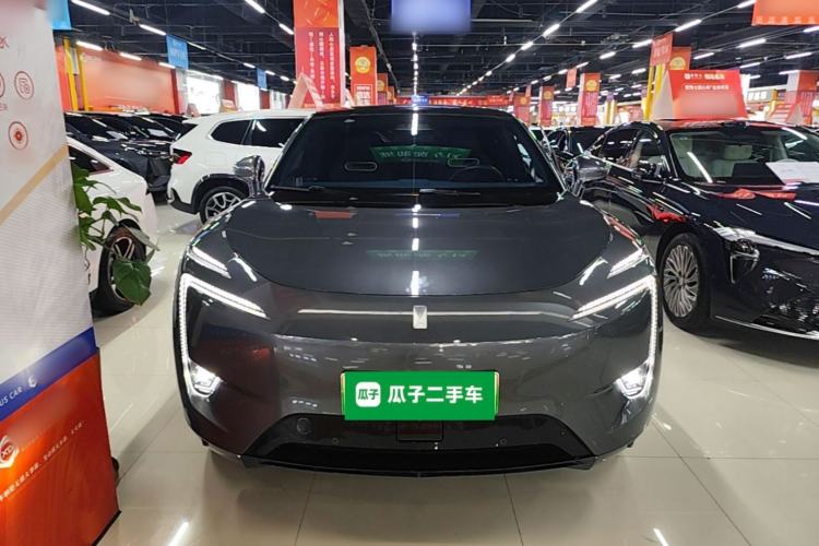 Avatr 11 2022 — 2