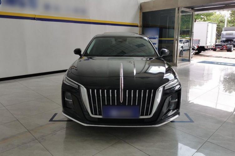 Hongqi H5 2025 — 2