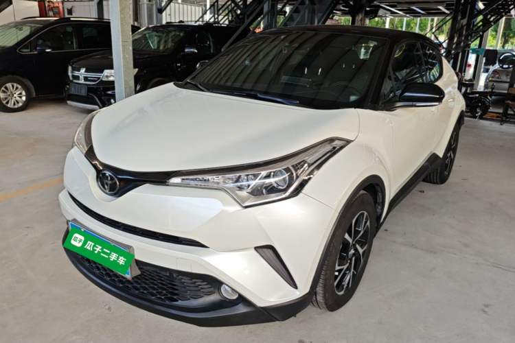 Toyota C-HR 2020 — фото 1