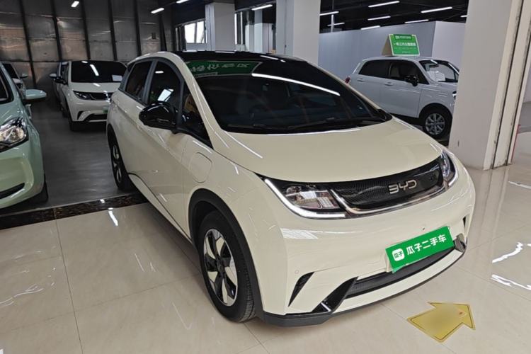 BYD Dolphin 2025 — фото 3