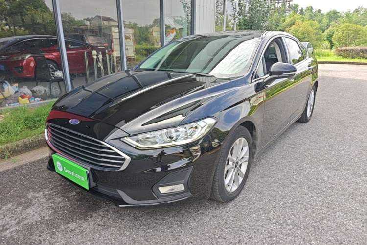 Ford Mondeo 2020 — фото 1