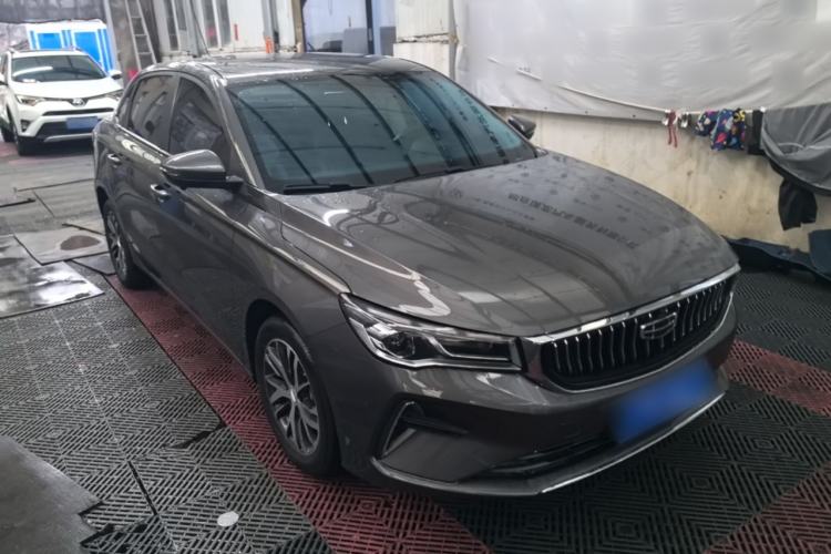 Geely Emgrand 2023 — 3