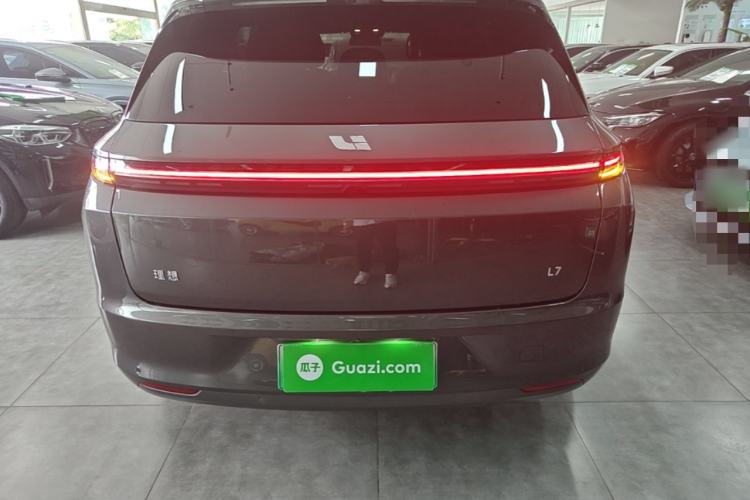 Li Auto L7 2023 — 5