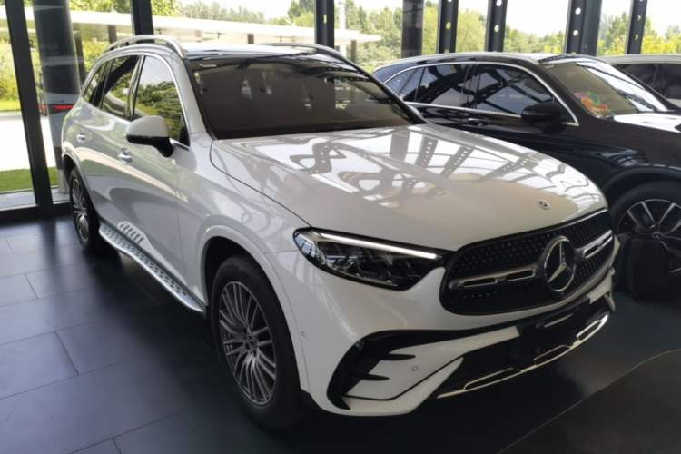 Mercedes-Benz GLC 300 L 2023 — фото 3