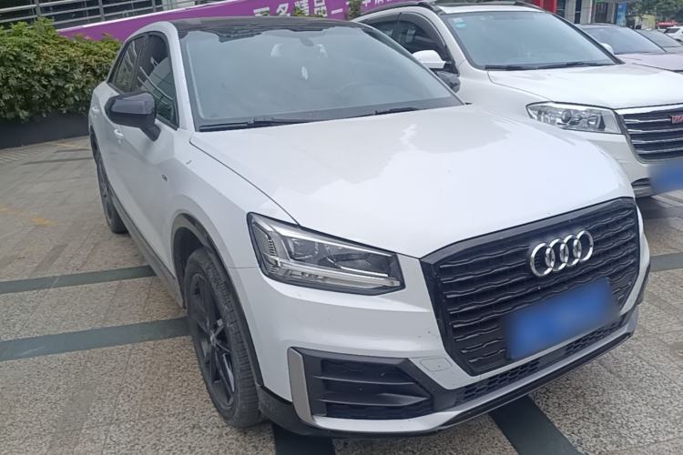 Audi Q2L 2021 — 3
