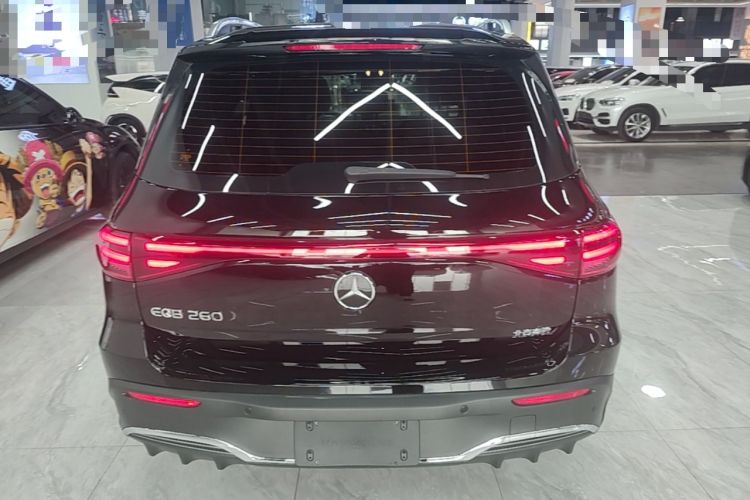 Mercedes-Benz EQB 260 2024 — 5