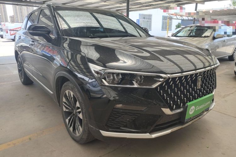Bestune T77 2021 — 3
