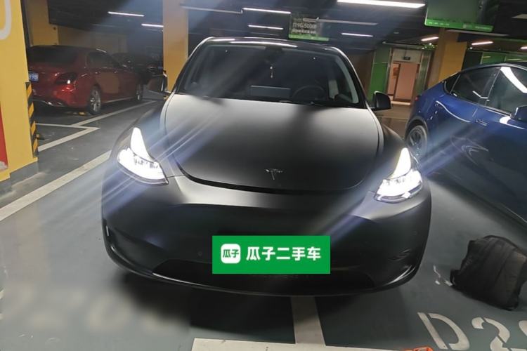 Tesla Model Y 2022 — 2