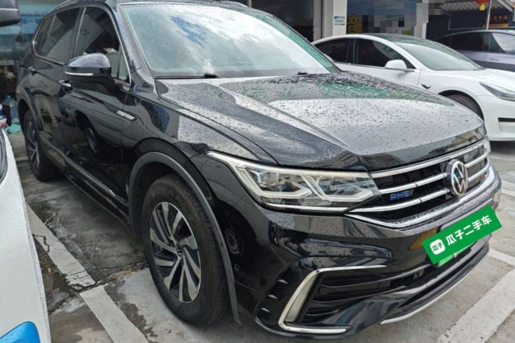 Volkswagen Tiguan L 2023 — фото 3