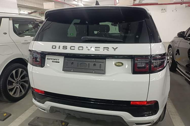 Land Rover Discovery Sport 2020 — фото 5