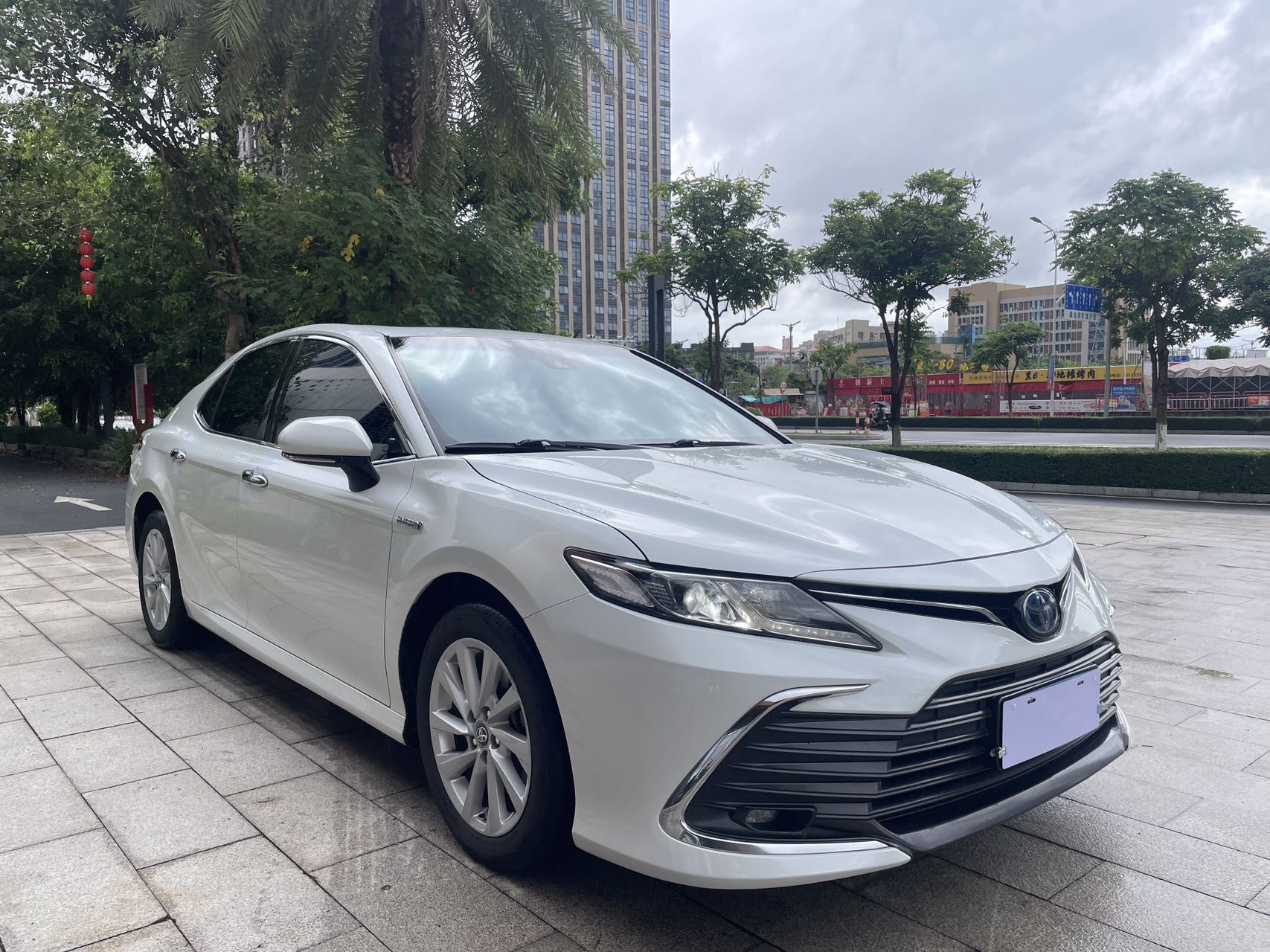 Toyota Camry 2021 — фото 3