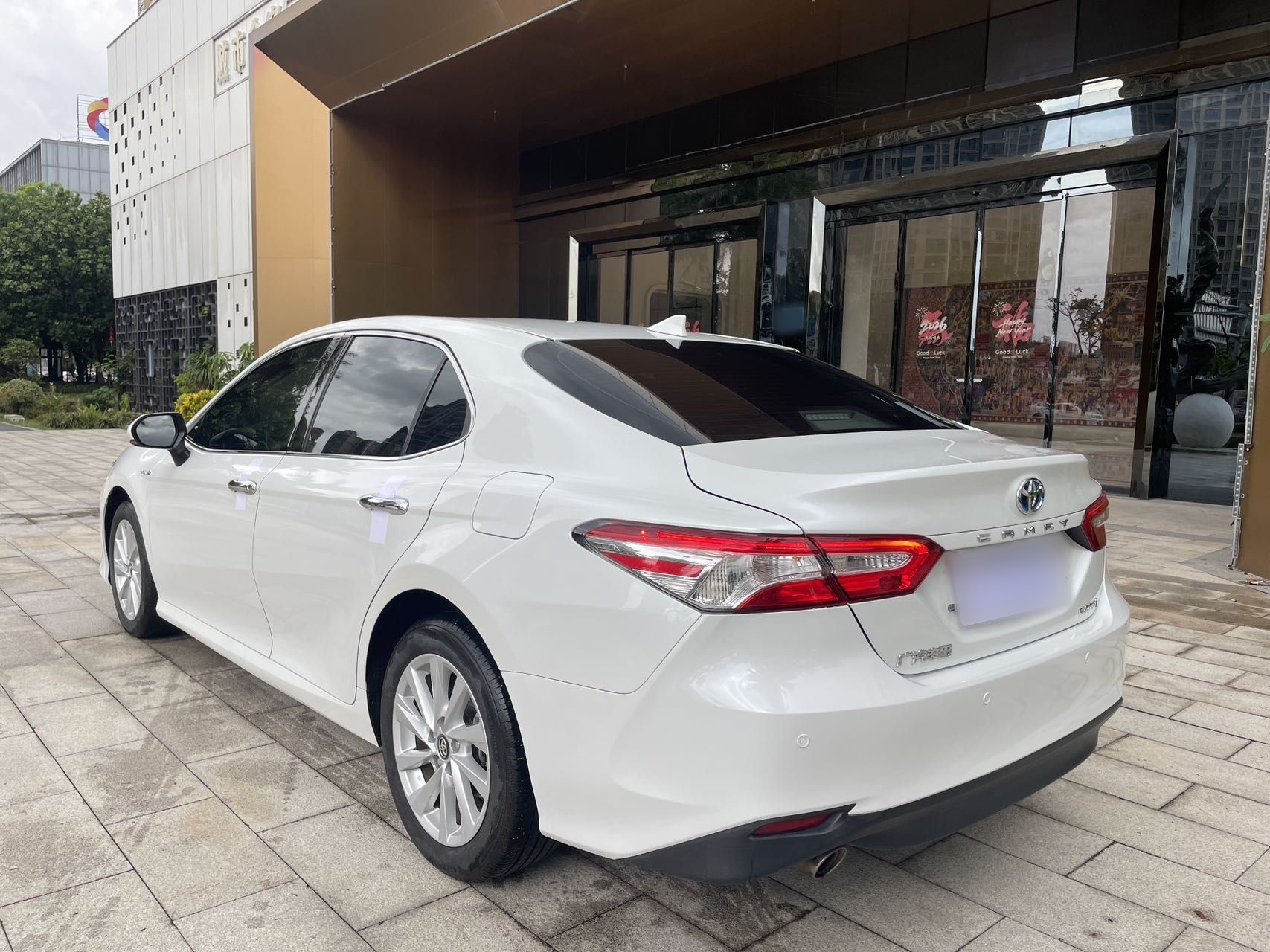 Toyota Camry 2021 — фото 4