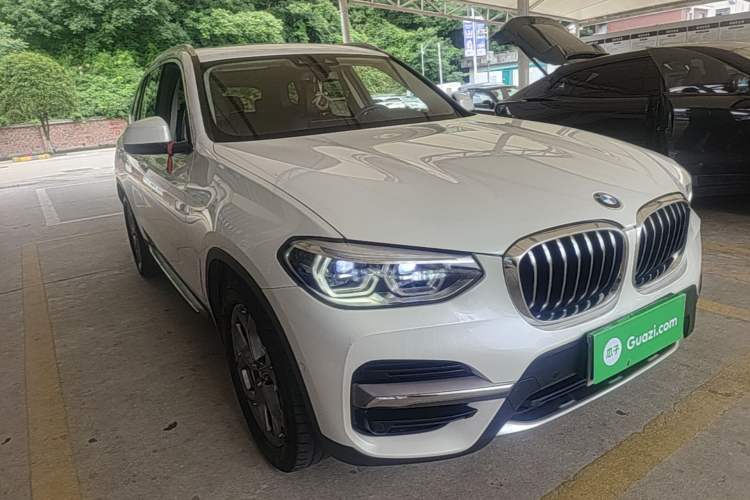 BMW X3 2021 — 3