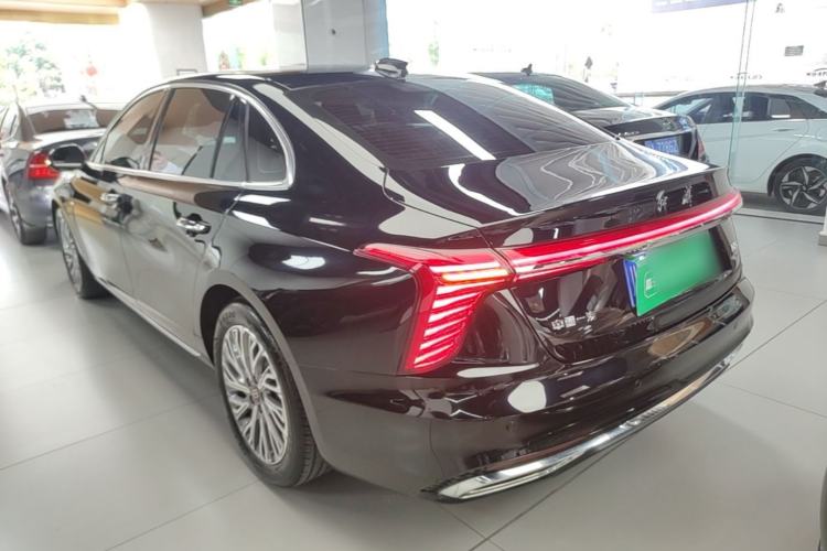 Hongqi H5 2023 — 4