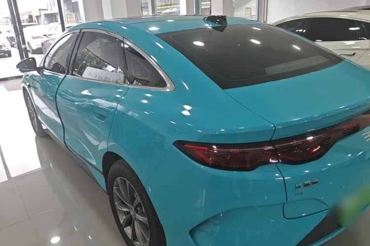 BYD Qin L 2025 — фото 4