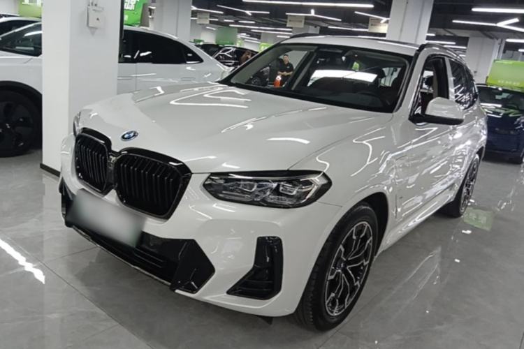 BMW iX3 2022 — фото 1