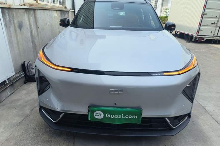 Geely Galaxy L7 2025 — 2