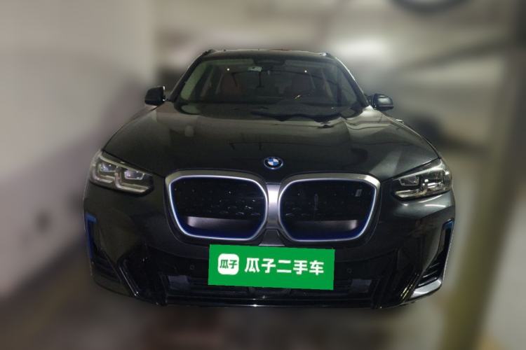 BMW iX3 2022 — 2