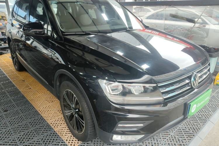 Volkswagen Tiguan L 2021 — 3