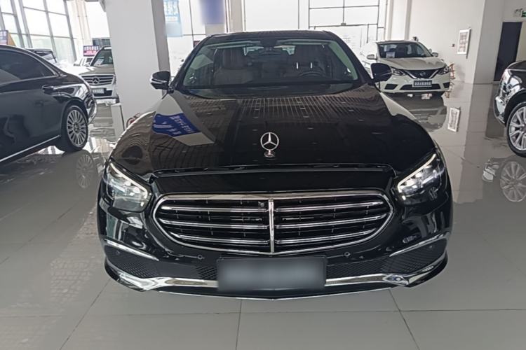 Mercedes-Benz E 300 L 2023 — 2
