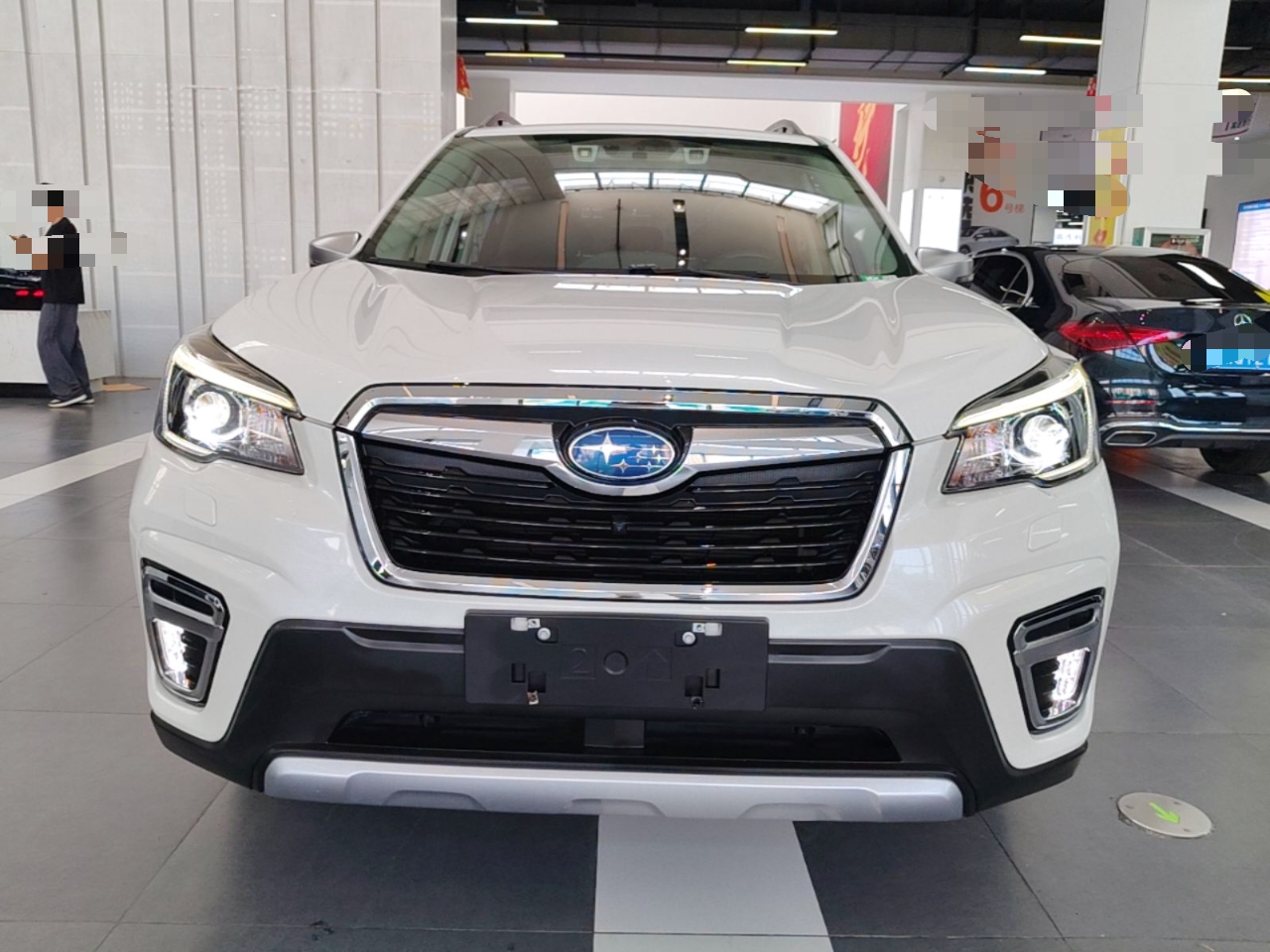 Subaru Forester 2021 — фото 2