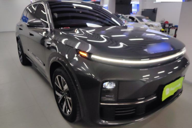 Li Auto L7 2023 — 3