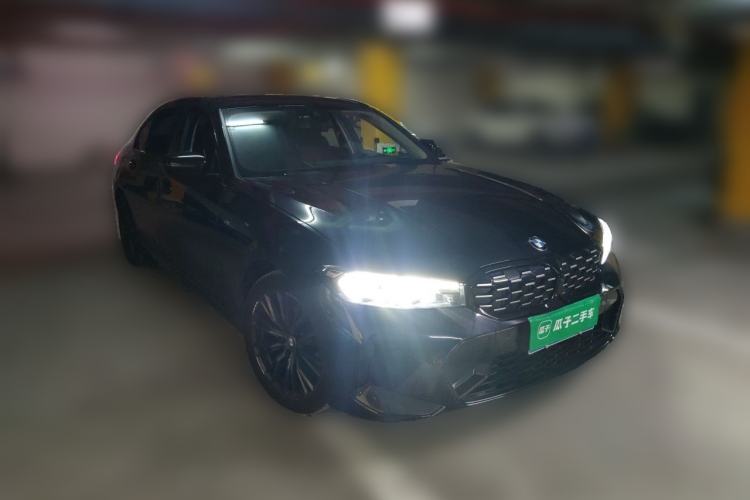 BMW 325Li 2024 — 3