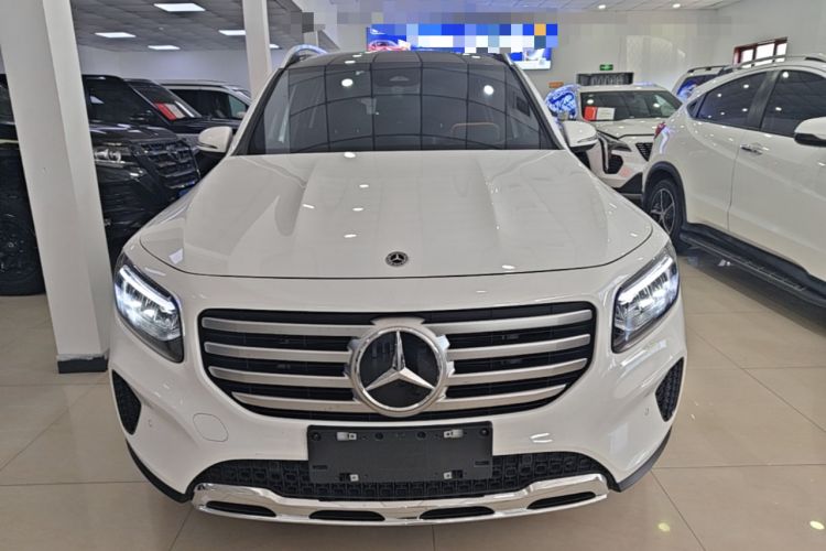 Mercedes-Benz GLB 220 2024 — 2