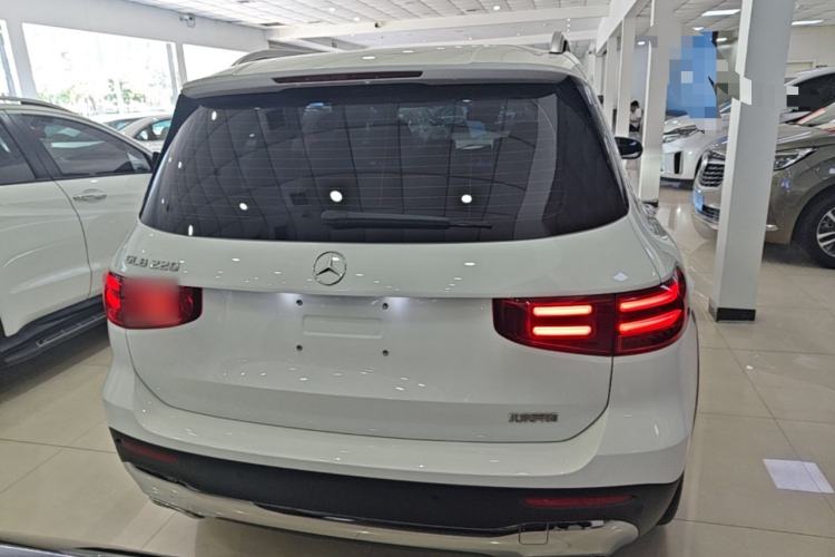 Mercedes-Benz GLB 220 2024 — 5