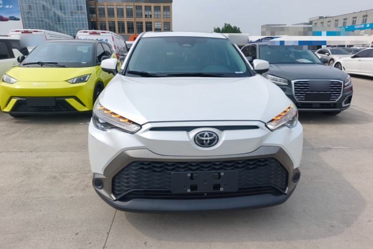 Toyota Frontlander 2023 — 2