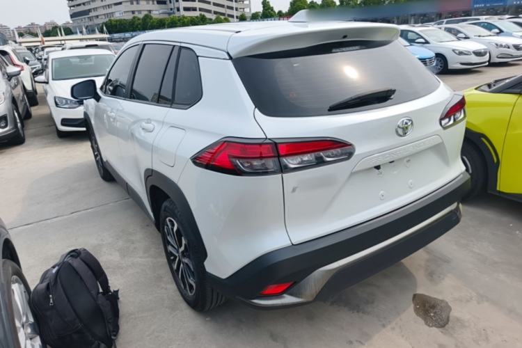Toyota Frontlander 2023 — 4