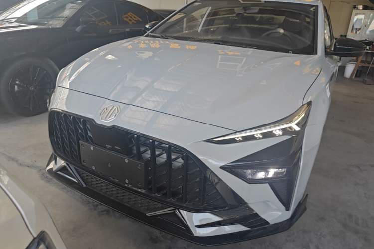 MG MG6 2025 — 2