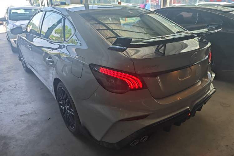 MG MG6 2025 — 4