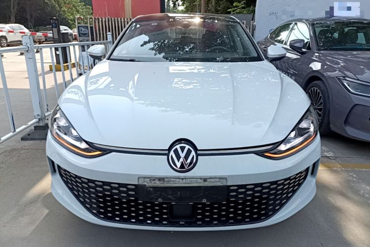 Volkswagen Lamando 2024 — 2