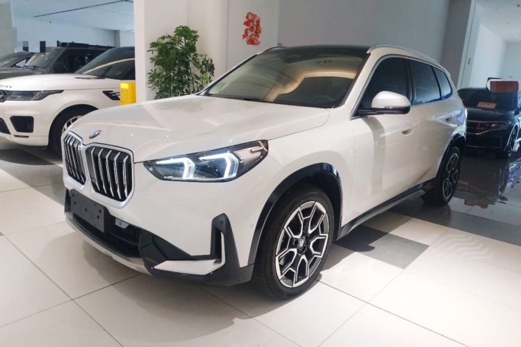 BMW X1 2023 — фото 1