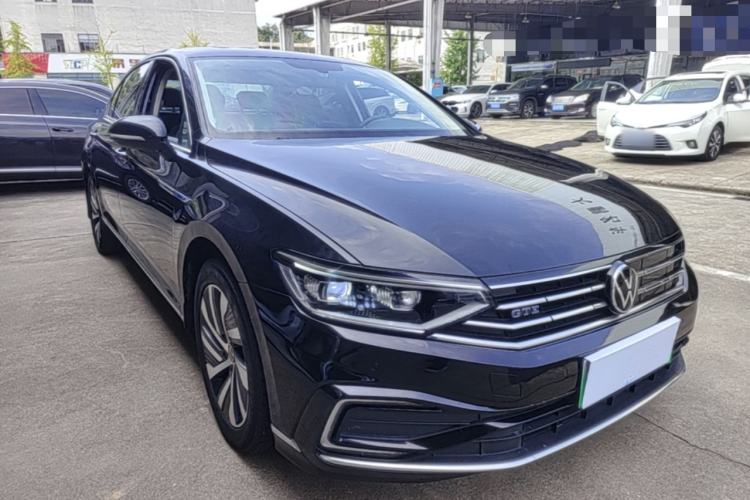 Volkswagen magotan gte plug in hybrid 2020 — фото 3