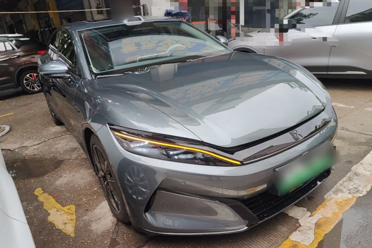 BYD Han L 2025 — 3