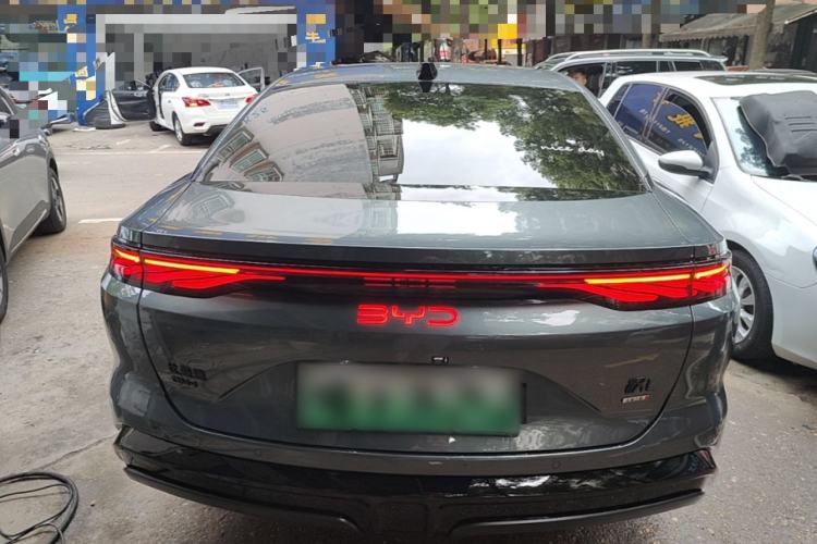 BYD Han L 2025 — 5