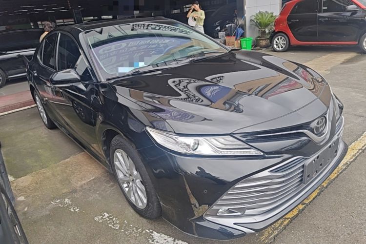 Toyota Camry 2019 — 3