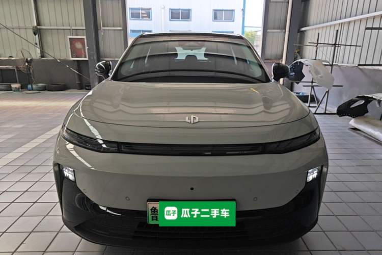 Leapmotor B10 2025 — 2