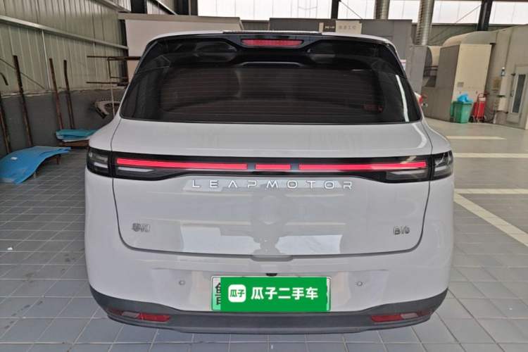 Leapmotor B10 2025 — 5