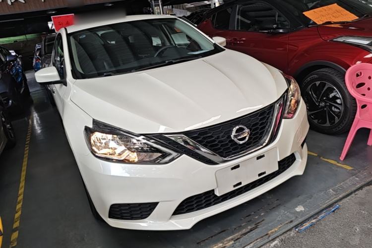 Nissan Sentra 2024 — 3